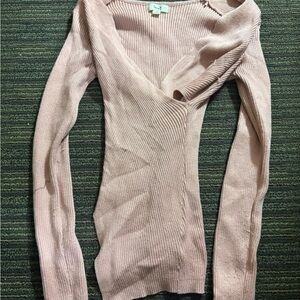 Fox Pink V-Neck Sweater with Ribbed Detailing